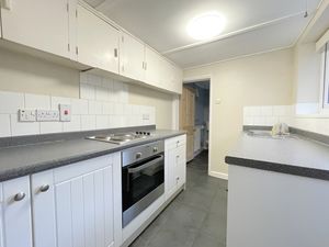 Station Road- click for photo gallery